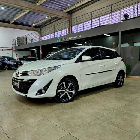 TOYOTA Yaris Hatch 1.5 16V 4P FLEX XS MULTIDRIVE AUTOMTICO CVT, Foto 3
