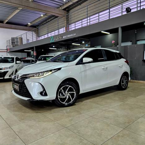 TOYOTA Yaris Hatch 1.5 16V 4P FLEX XLS MULTIDRIVE AUTOMTICO CVT, Foto 3