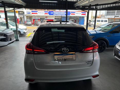 TOYOTA Yaris Hatch 1.5 16V 4P FLEX XLS CONNECT MULTIDRIVE AUTOMTICO CVT, Foto 4