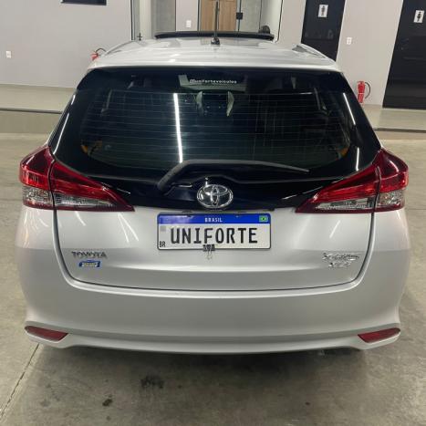 TOYOTA Yaris Hatch 1.5 16V 4P FLEX XLS CONNECT MULTIDRIVE AUTOMTICO CVT, Foto 5