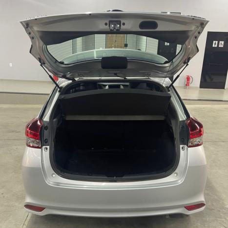TOYOTA Yaris Hatch 1.5 16V 4P FLEX XLS CONNECT MULTIDRIVE AUTOMTICO CVT, Foto 10