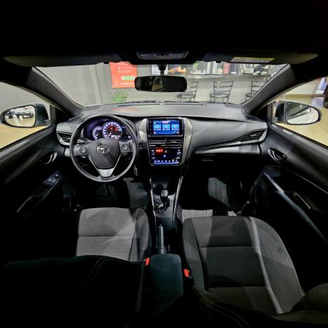 TOYOTA Yaris Hatch 1.5 16V 4P FLEX XL MULTIDRIVE AUTOMTICO CVT, Foto 6