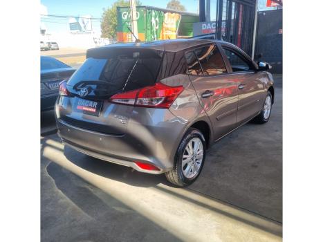 TOYOTA Yaris Hatch 1.3 16V 4P FLEX XL MULTIDRIVE AUTOMTICO CVT, Foto 5