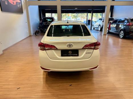 TOYOTA Yaris Sedan 1.5 16V 4P FLEX XL LIVE MULTIDRIVE AUTOMTICO CVT, Foto 3