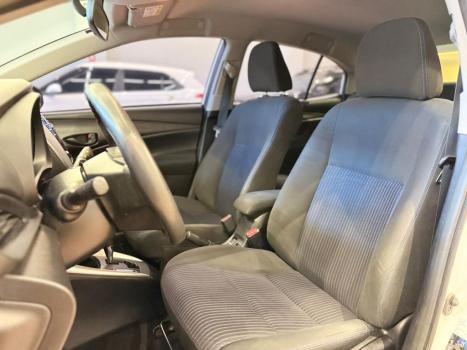 TOYOTA Yaris Sedan 1.5 16V 4P FLEX XL LIVE MULTIDRIVE AUTOMTICO CVT, Foto 8