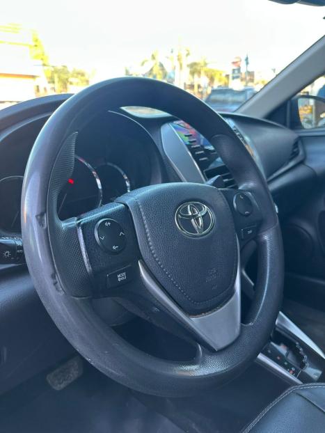 TOYOTA Yaris Sedan 1.5 16V 4P FLEX XL LIVE MULTIDRIVE AUTOMTICO CVT, Foto 6
