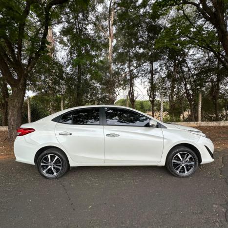TOYOTA Yaris Sedan 1.5 16V 4P FLEX XLS MULTIDRIVE AUTOMTICO CVT, Foto 5