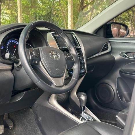 TOYOTA Yaris Sedan 1.5 16V 4P FLEX XLS MULTIDRIVE AUTOMTICO CVT, Foto 9