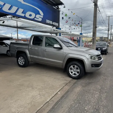 VOLKSWAGEN Amarok 2.0 16V 4X4 CABINE DUPLA TRENDLINE TURBO INTERCOOLER AUTOMTICO, Foto 9