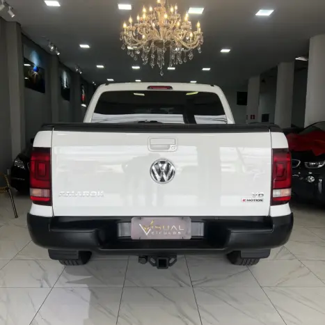 VOLKSWAGEN Amarok 3.0 V6 CABINE DUPLA CONFORT 4X4 TURBO INTERCOOLER AUTOMTICO, Foto 5