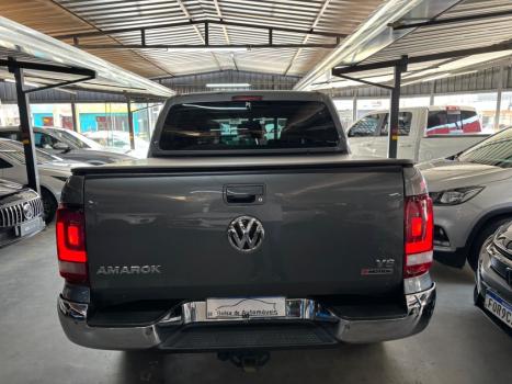 VOLKSWAGEN Amarok 3.0 V6 CABINE DUPLA HIGHLINE 4X4 TURBO INTERCOOLER AUTOMTICO, Foto 4
