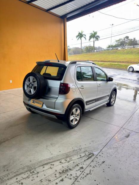 VOLKSWAGEN Crossfox 1.6 4P FLEX, Foto 6