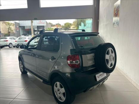 VOLKSWAGEN Crossfox 1.6 4P FLEX, Foto 10