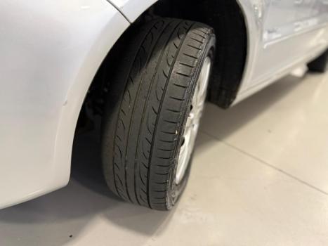 VOLKSWAGEN Fox 1.0 TREND FLEX, Foto 16