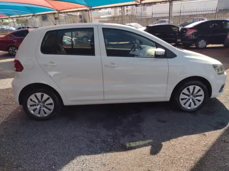 VOLKSWAGEN Fox 1.6 4P MSI TRENDLINE FLEX, Foto 2