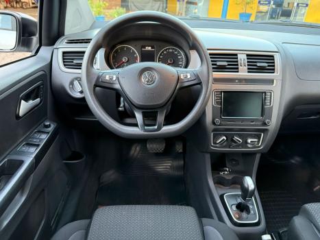 VOLKSWAGEN Fox 1.6 4P FLEX CONNECT I-MOTION AUTOMATIZADO, Foto 9