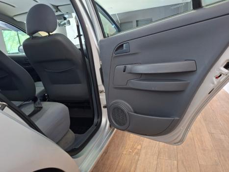 VOLKSWAGEN Fox 1.6 4P FLEX, Foto 8