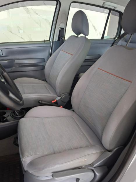 VOLKSWAGEN Fox 1.6 4P FLEX, Foto 11
