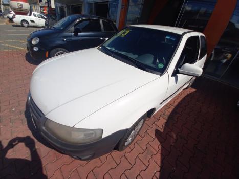 VOLKSWAGEN Gol 1.0 G4 FLEX, Foto 2