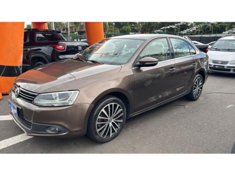 VOLKSWAGEN Jetta 1.4 4P 250 TSI TURBO CONFORTLINE AUTOMTICO, Foto 2