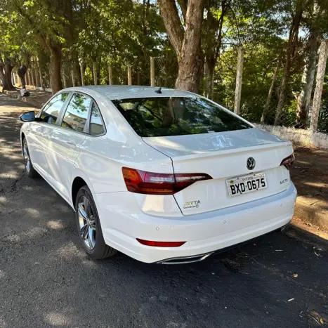 VOLKSWAGEN Jetta 1.4 4P 250 TSI R-LINE AUTOMTICO, Foto 3