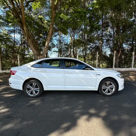 VOLKSWAGEN Jetta 1.4 4P 250 TSI R-LINE AUTOMTICO, Foto 5