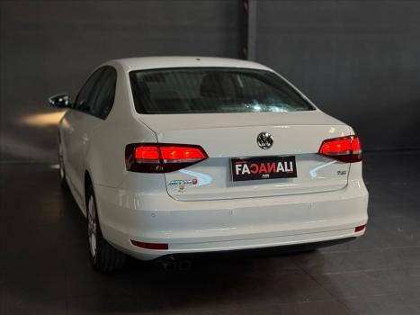 VOLKSWAGEN Jetta 1.4 16V 4P TSI TRENDLINE, Foto 9