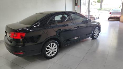 VOLKSWAGEN Jetta 2.0 4P CONFORTLINE TIPTRONIC AUTOMTICO, Foto 2