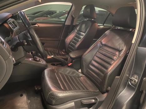 VOLKSWAGEN Jetta 2.0 4P TSI HIGHLINE 211 CV AUTOMTICO, Foto 13