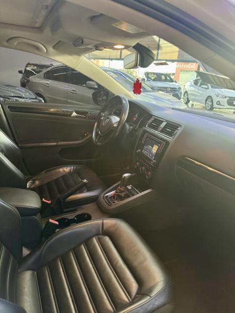VOLKSWAGEN Jetta 2.0 4P TSI HIGHLINE 211 CV AUTOMTICO, Foto 6