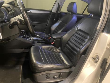 VOLKSWAGEN Jetta 2.0 4P TSI HIGHLINE 211 CV AUTOMTICO, Foto 13