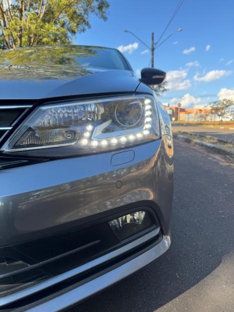 VOLKSWAGEN Jetta 2.0 4P TSI HIGHLINE 211 CV AUTOMTICO, Foto 2