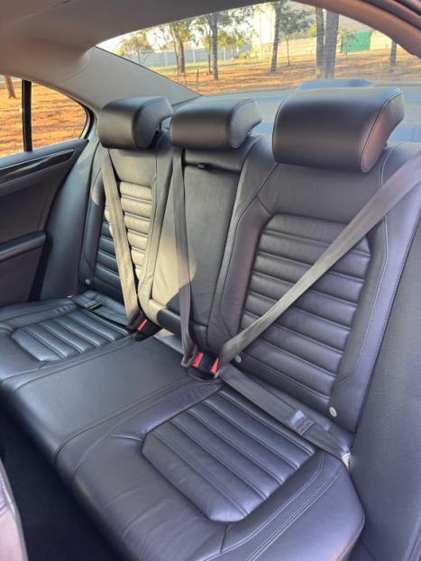 VOLKSWAGEN Jetta 2.0 4P TSI HIGHLINE 211 CV AUTOMTICO, Foto 16
