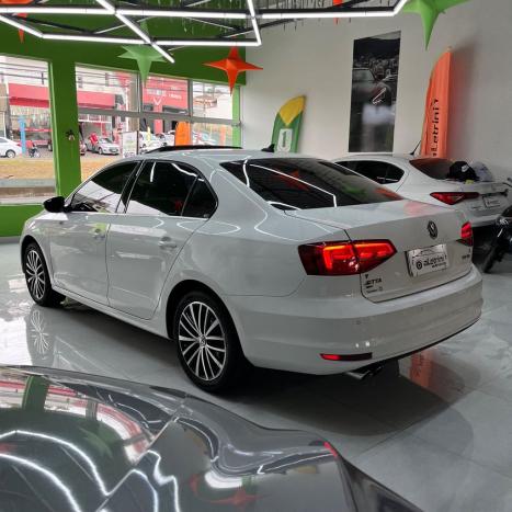 VOLKSWAGEN Jetta 2.0 4P TSI HIGHLINE 211 CV AUTOMTICO, Foto 5