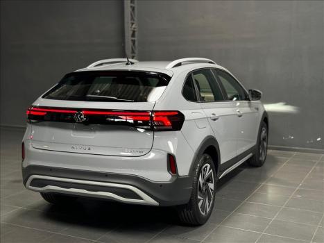 VOLKSWAGEN Nivus 1.0 4P FLEX 200 TSI HIGHLINE TURBO AUTOMÁTICO, Foto 9