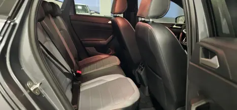 VOLKSWAGEN Nivus 1.0 4P FLEX 200 TSI HIGHLINE TURBO AUTOMTICO, Foto 8