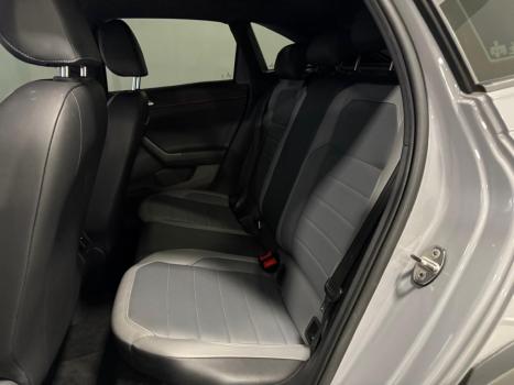 VOLKSWAGEN Nivus 1.0 4P FLEX 200 TSI HIGHLINE TURBO AUTOMTICO, Foto 17