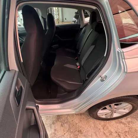 VOLKSWAGEN Polo Hatch 1.0 16V 4P, Foto 11