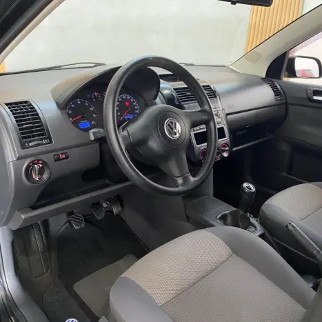 VOLKSWAGEN Polo Sedan 1.6 4P FLEX, Foto 6