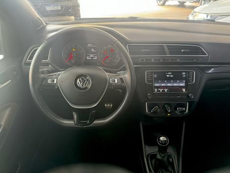 VOLKSWAGEN Saveiro 1.6 16V G6 CROSS CABINE DUPLA FLEX, Foto 11