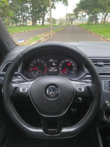 VOLKSWAGEN Saveiro 1.6 G7 CABINE DUPLA CROSS FLEX, Foto 7