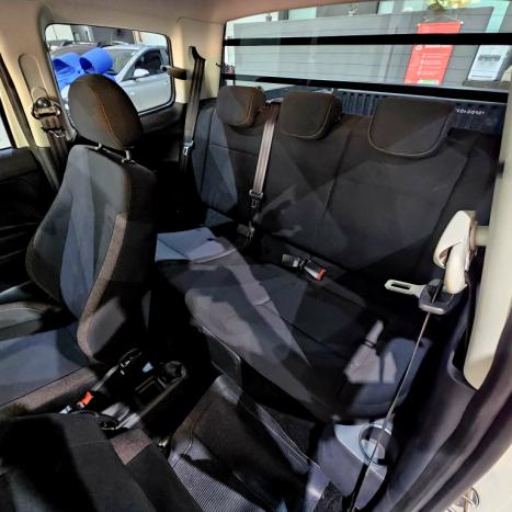 VOLKSWAGEN Saveiro 1.6 16V FLEX MSI ROBUST CABINE DUPLA, Foto 9