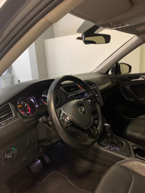 VOLKSWAGEN Tiguan 1.4 250 TSI TOTAL FLEX ALLSPACE COMFORTLINE TURBO AUTOMTICO TIPTRONIC, Foto 12