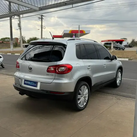 VOLKSWAGEN Tiguan 2.0 16V 4P TSI R-LINE TURBO AUTOMTICO TIPTRONIC, Foto 5