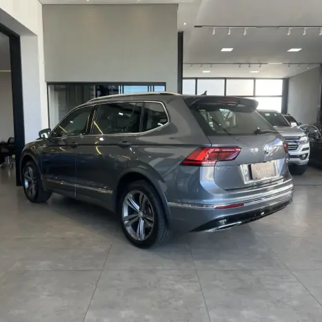 VOLKSWAGEN Tiguan 2.0 350 TSI TOTAL FLEX ALLSPACE R-LINE 4-MOTION TURBO AUTOMTICO DSG, Foto 6