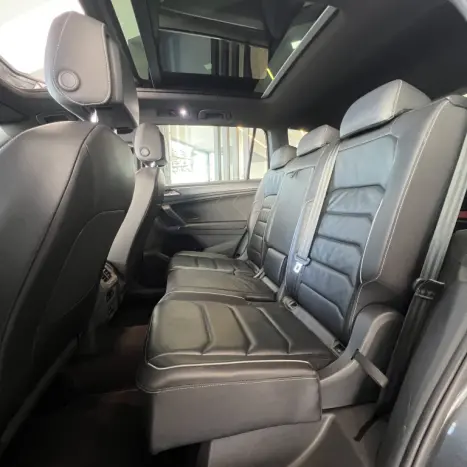 VOLKSWAGEN Tiguan 2.0 350 TSI TOTAL FLEX ALLSPACE R-LINE 4-MOTION TURBO AUTOMTICO DSG, Foto 17
