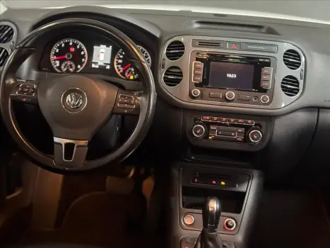 VOLKSWAGEN Tiguan 2.0 16V 4P TSI 4WD TURBO AUTOMTICO, Foto 17