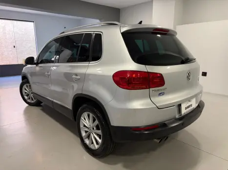 VOLKSWAGEN Tiguan 2.0 16V 4P TSI 4WD TURBO AUTOMTICO, Foto 4