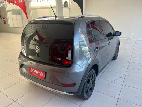 VOLKSWAGEN UP 1.0 4P FLEX 170 TSI XTREME, Foto 7