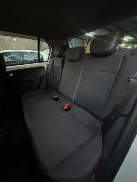 VOLKSWAGEN UP 1.0 4P FLEX 170 TSI XTREME, Foto 6